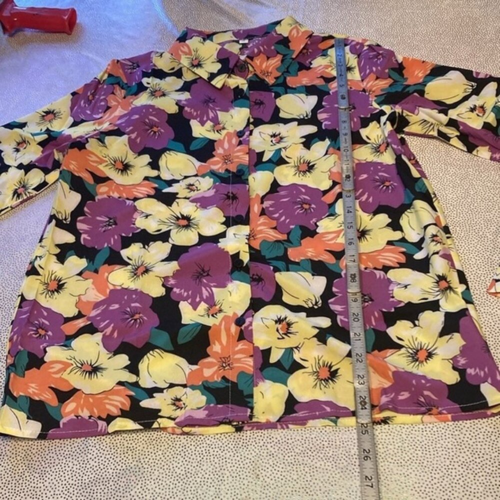 VCAY Full Floral Printed Long Sleeve Women'S Shirt size  S new without tag - Picture 2 of 9